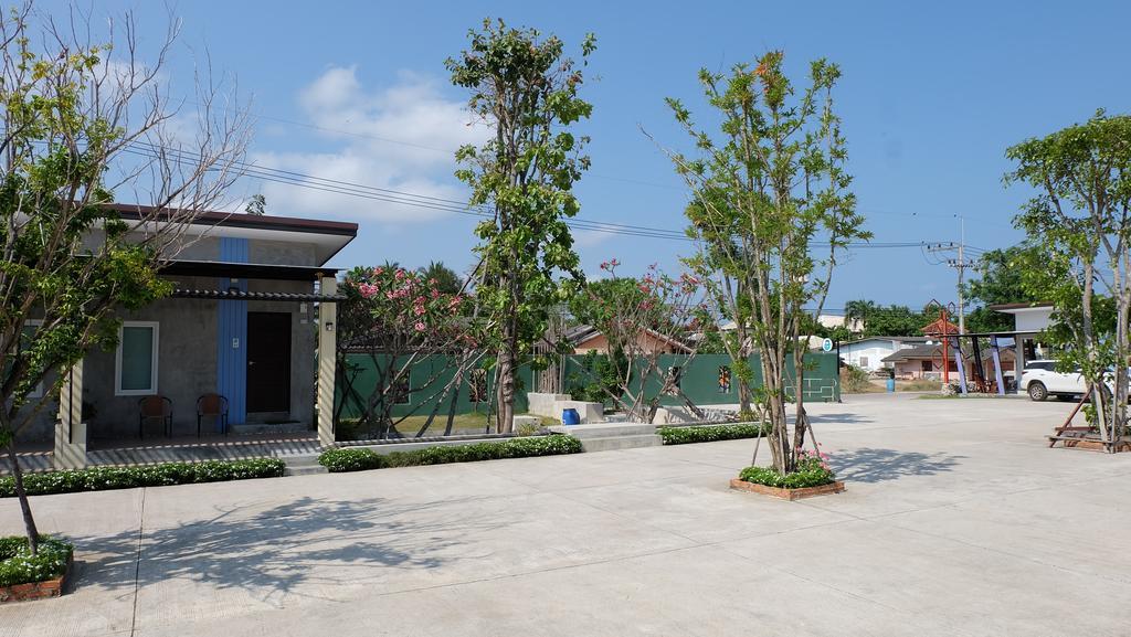 Lullaby Boutique Resort Thap Sakae Luaran gambar